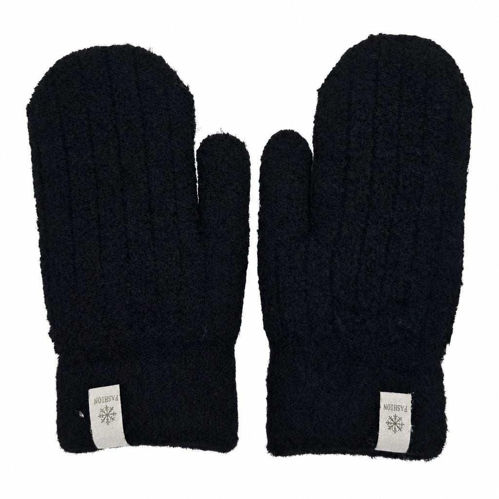 Fleece Lined Winter Gloves with Windproof Design for Outdoor Activities