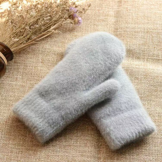 Fleece Lined Winter Gloves for Outdoor Sports and Daily Wear