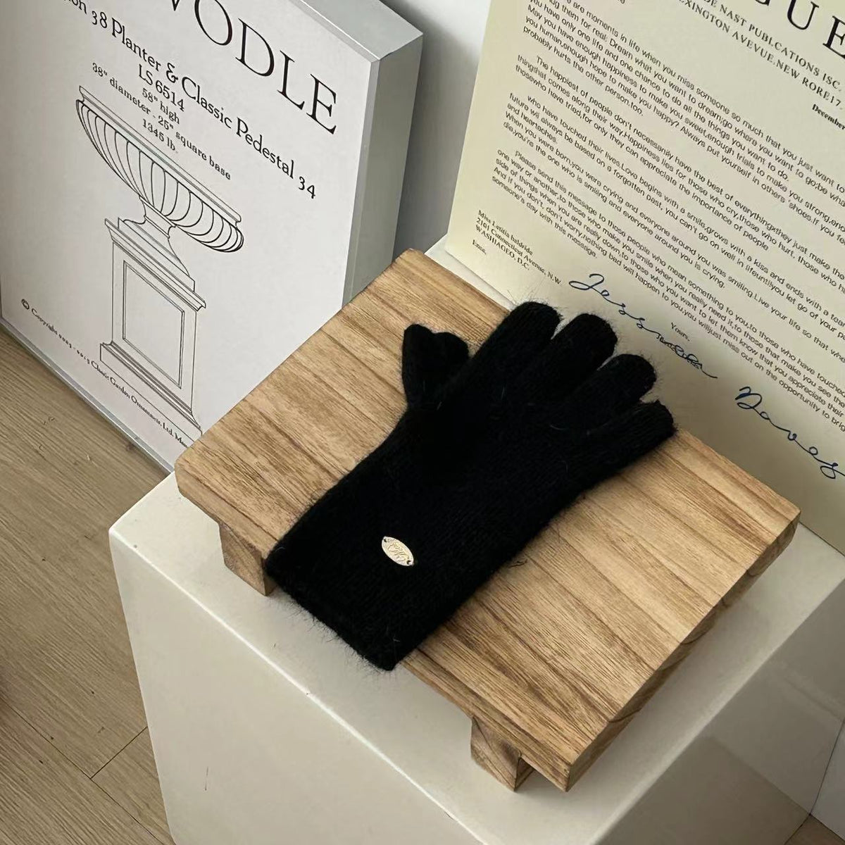 Merino Wool Winter Gloves with Warm Lining for Outdoor Use